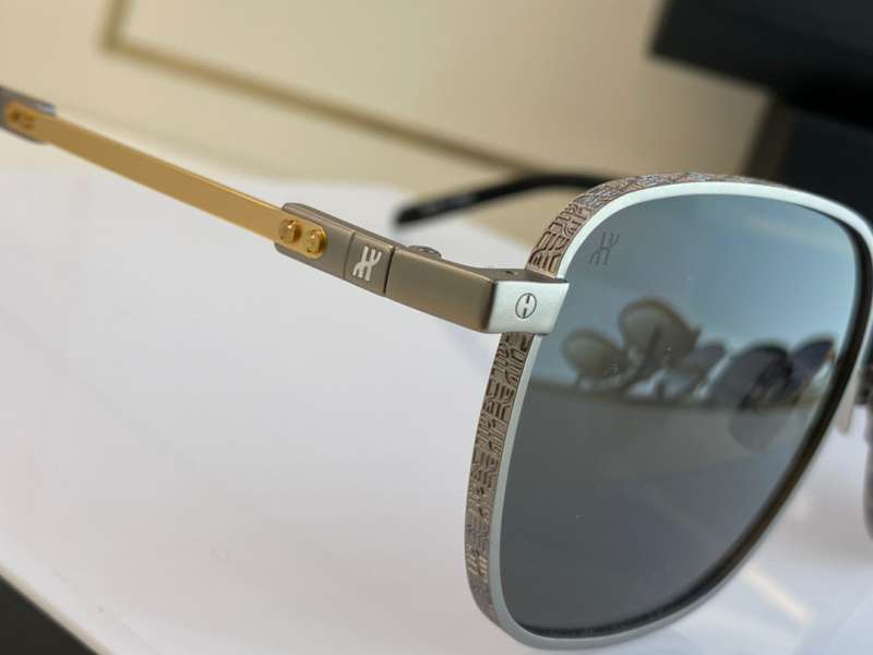 Picture of Hublot Sunglasses _SKUfw52366892fw